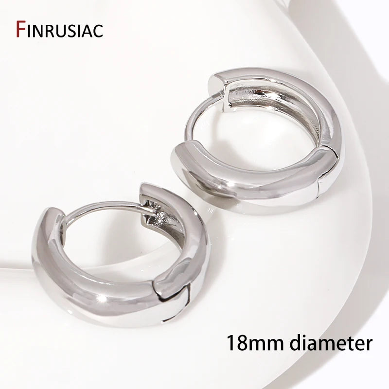 Trendy Gold Circle Hoop Earrings