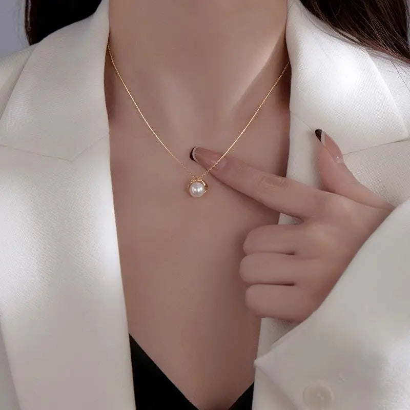 Handmade Adjustable Pearl Pendant Necklace