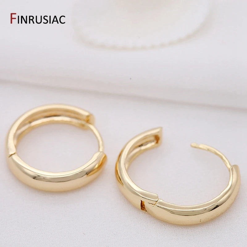 Trendy Gold Circle Hoop Earrings