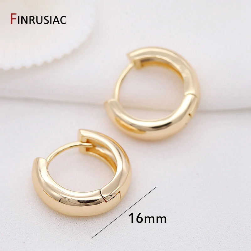 Trendy Gold Circle Hoop Earrings
