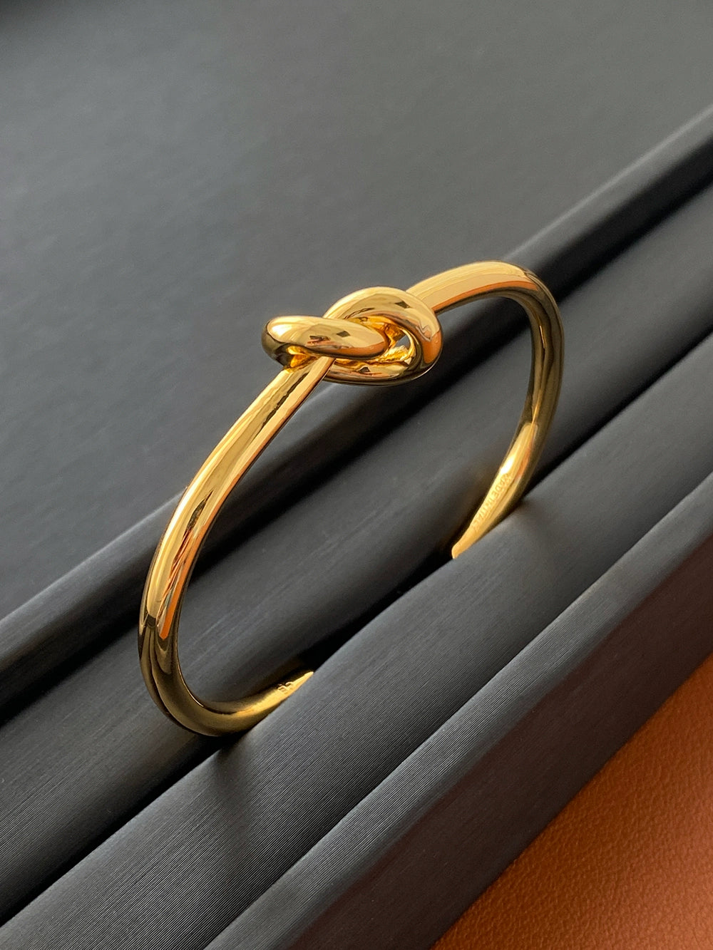 Knotted Open-Ended Bracelet Internet Hot Light Luxury Minority 2023 New Arrival Winter Fancy Minimalist Easiest for Match Exquisite