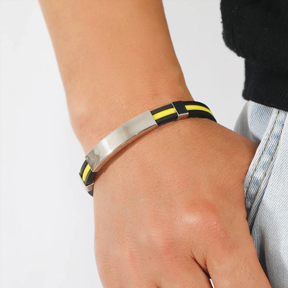 Fashion Bracelets Vintage Black Rubber Wristband Silicone Stainless Steel Men Bracelets Bangles Jewelry
