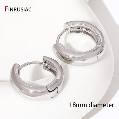 Trendy Gold Circle Hoop Earrings