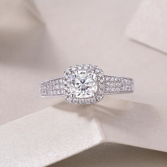 Vintage Sterling Silver Moissanite Ring