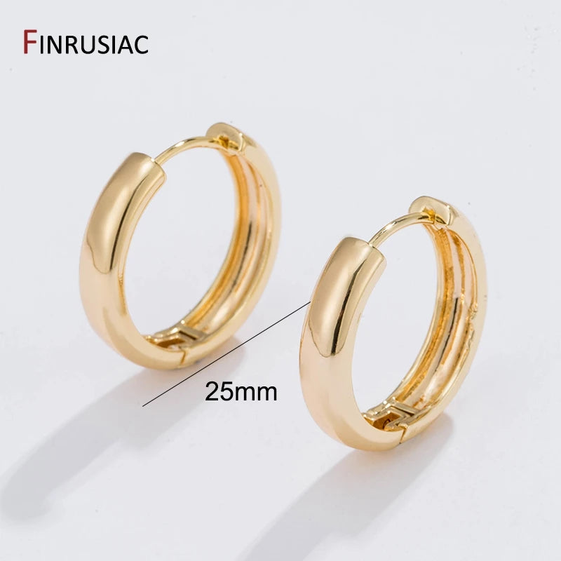 Trendy Gold Circle Hoop Earrings