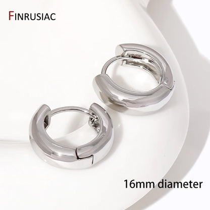 Trendy Gold Circle Hoop Earrings